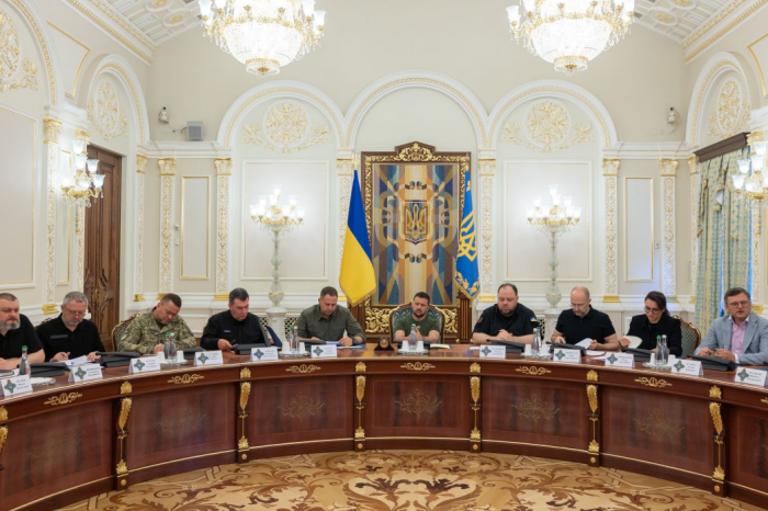 Президент Зеленський заявив про звільнення «всіх обласних воєнкомів» за підсумками засідання РНБО.