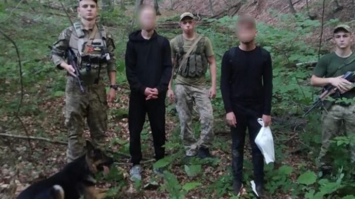 Закарпатські прикордонники затримали 50 ухилянтів, які намагалися незаконно перетнути кордон