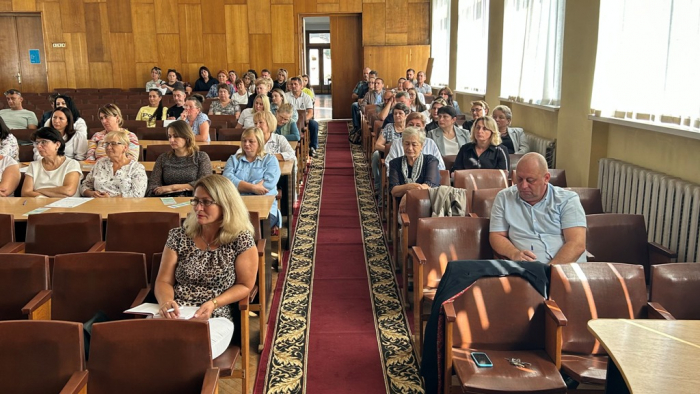 У Рахові податківці з підприємцями говорили про новації податкового законодавства та використання РРО/ПРРО