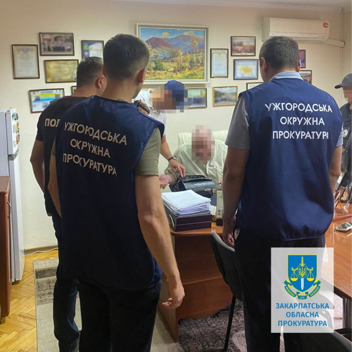 На Закарпатті у вимаганні та одержанні $1200 хабаря підозрюють посадовця обласного бюро судово-медичних експертиз – подробиці від прокуратури