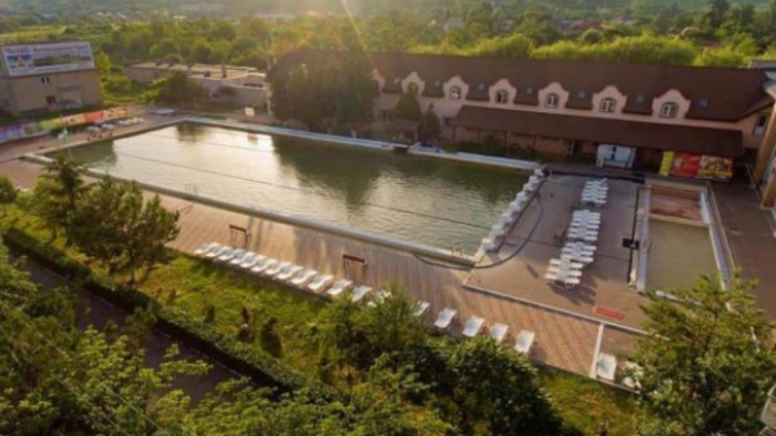 Смерть відпочивальника у термальному басейні на Берегівщині – подробиці від поліції