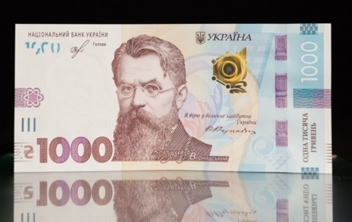 “Тисяча Зеленського”: чому Уряд вирішив підтримати українців грошима, і хто може претендувати на виплати?