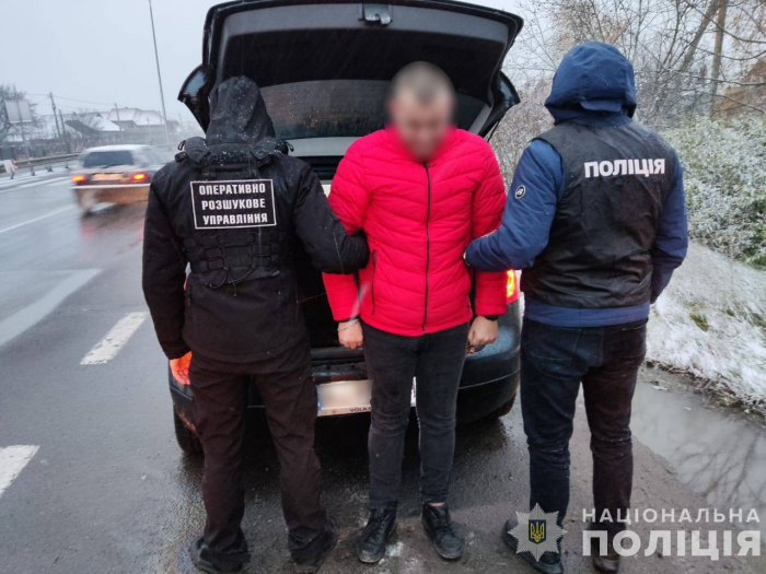 На Закарпатті поліція заблокувала черговий канал переправлення через кордон військовозобов’язаних