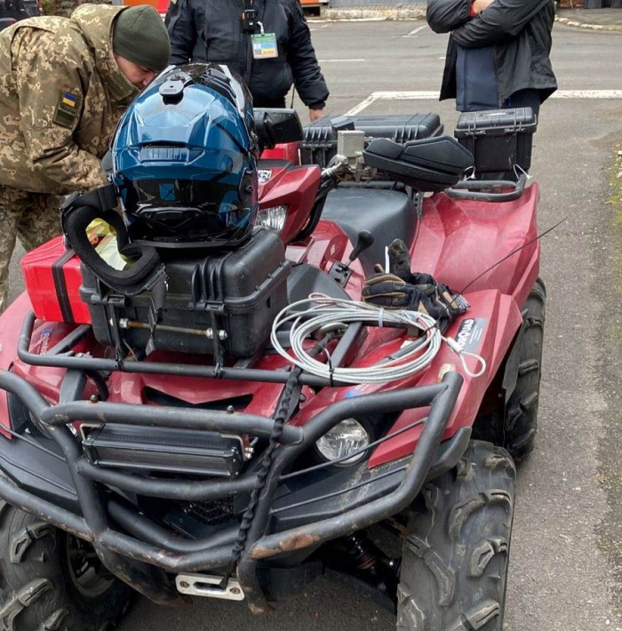 На кордоні зі Словаччиною виявили викрадений у Польщі квадроцикл