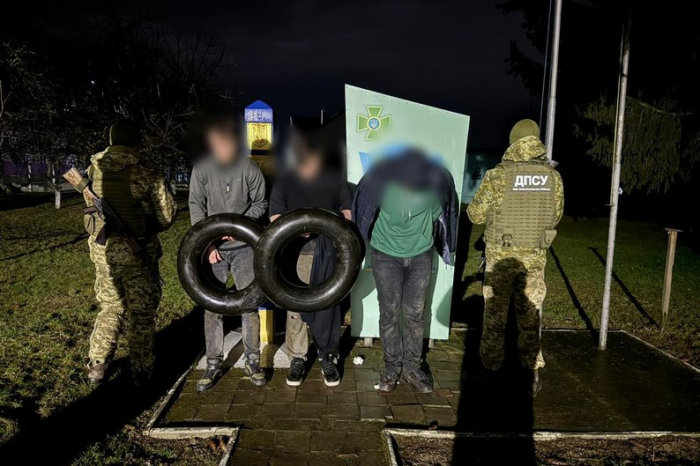 Семеро чоловіків збиралися перепливти Тису, щоб потрапити в Румунію