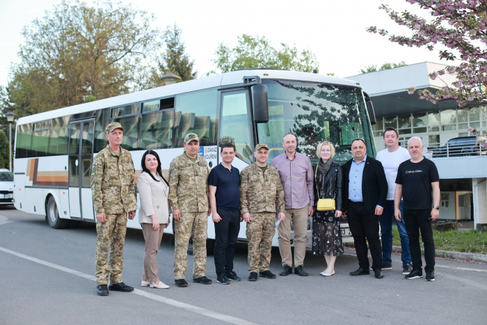 Мукачівський прикордонний загін отримав у подарунок 46-місний автобус