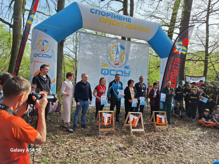 У передмісті Ужгорода на чемпіонаті України змагалися 750 спортивних орієнтувальників