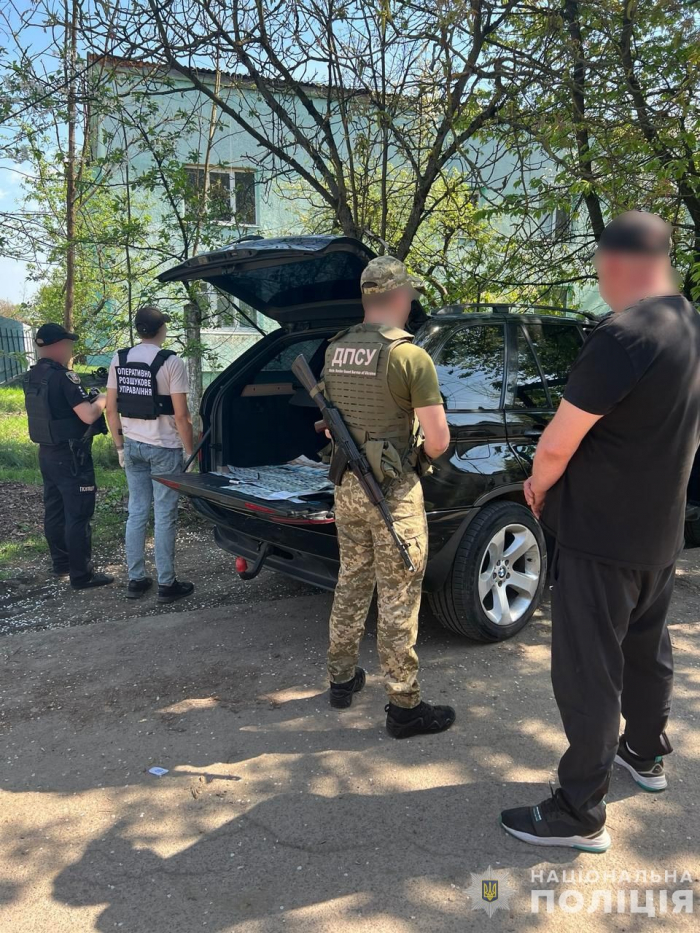 На Тячівщині поліція ліквідувала чергову схему переправлення військовозобов’язаних через кордон