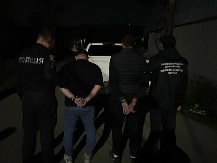 На Закарпатті затримали переправника з «клієнтом»