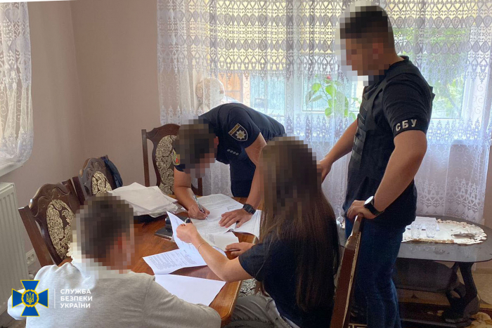 СБУ викрила ділків, які переправляли за кордон призовників: ліквідовано чергову «схему» в Берегівському районі