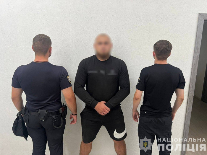 Поліція Тячева затримала зловмисника, який пограбував двох місцевих мешканців
