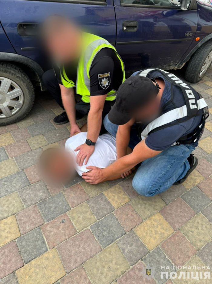 Поліція Іршави затримала зловмисника, причетного до торгівлі наркотиками рослинного походження