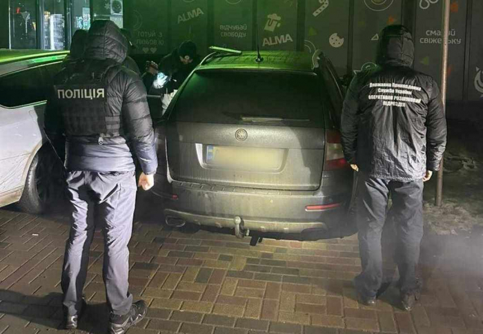 На Закарпатті викрили переправників, які планували доправити у Румунію трьох «клієнтів»