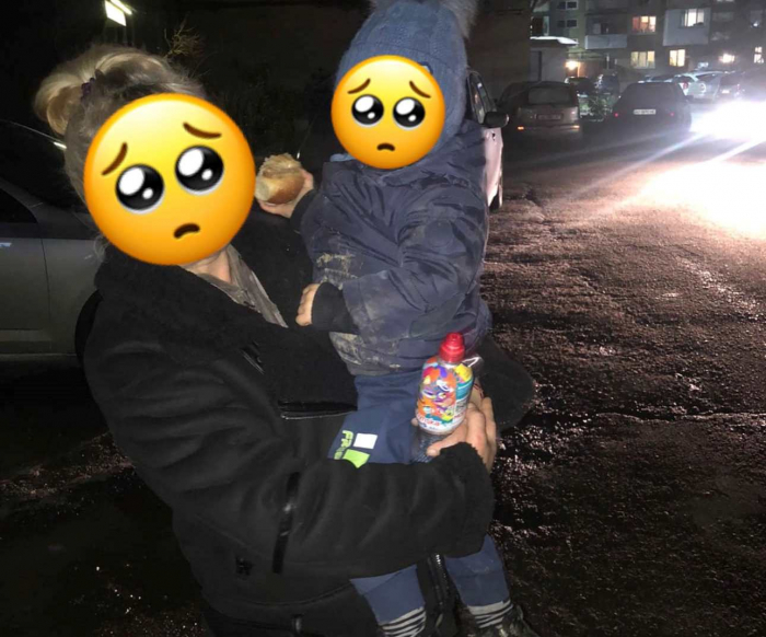 В Ужгороді патрульні притягнули до відповідальності жінку: була дуже п'яна та не дивилася за 2-річним сином