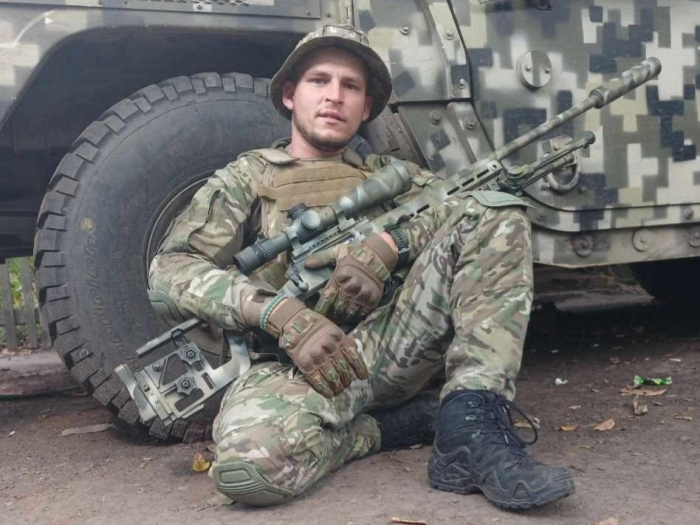Снайпер "Ярий". Молодший сержант Іван Яров переніс понад 30 операцій, але й далі влучно стріляє