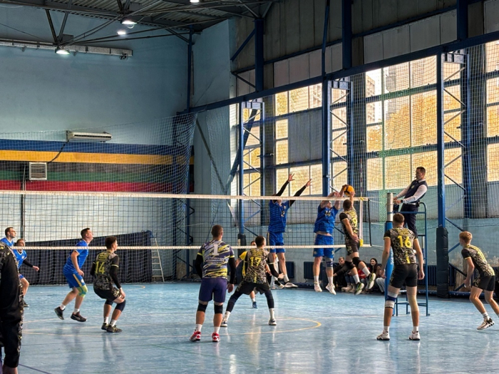 Харківські “авіатори” здобули перемогу над УжНУ у Кубку України з волейболу