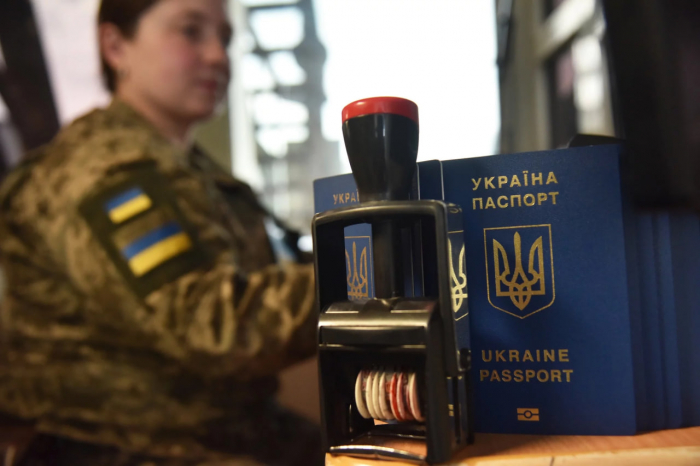 Черги на кордонах із ЄС: осінні канікули та нова система контролю спричинили затори
