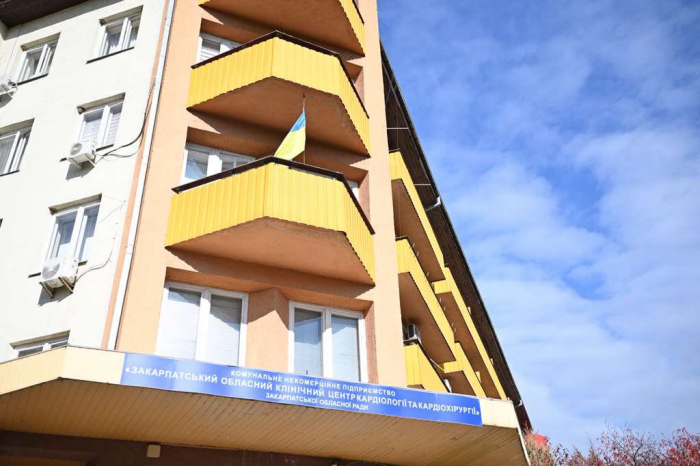 В обласному кардіоцентрі встановлюють нові ліфти і розширюють програму медичних гарантій
