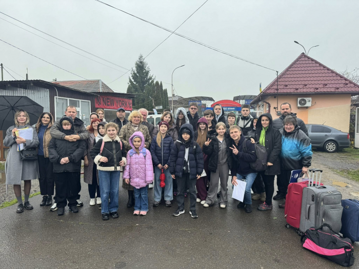 Діти із Закарпаття та Херсонщини вирушили на оздоровлення до Словаччини в межах міжрегіонального партнерства