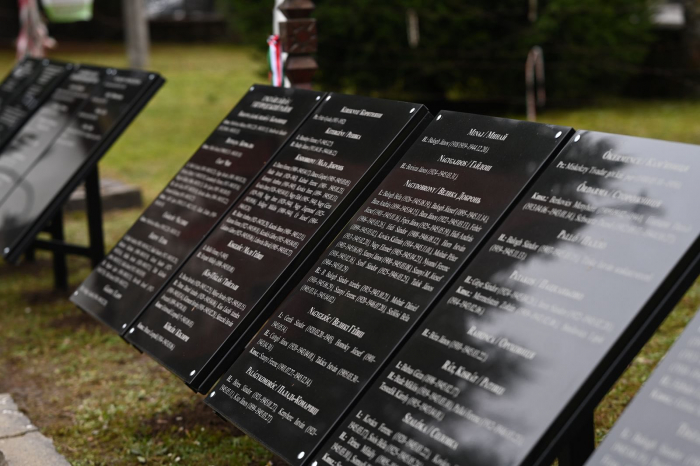 У Сваляві вшанували пам’ять закарпатців, які стали жертвами радянських репресій

