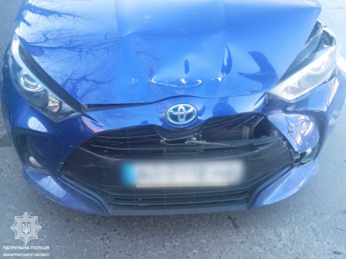 Їздив напідпитку та скоїв ДТП: в Ужгороді притягнули до відповідальності порушника