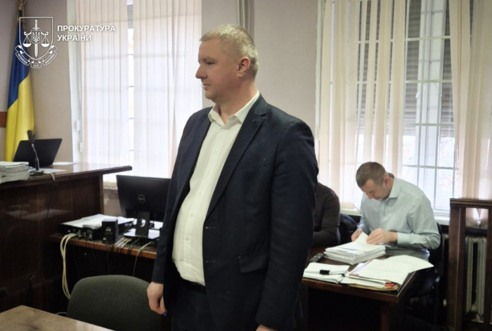 Подвійне вбивство пенсіонерів на Берегівщині - за доводами прокурора підозрюваний надалі залишатиметься під вартою
