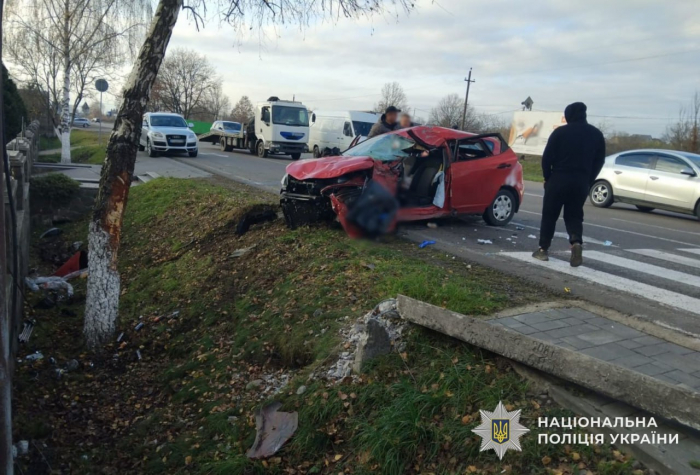 Поліція Закарпаття розслідує ДТП з потерпілими на Тячівщині
