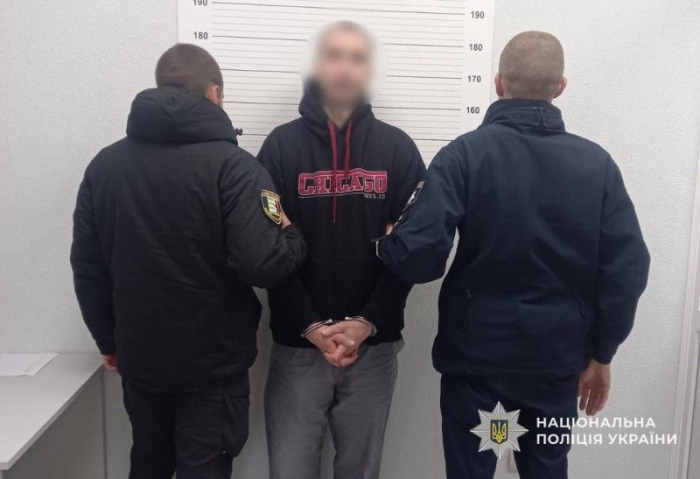 Напав на ужгородку та пограбував її: поліцейські затримали чоловіка, причетного до злочину