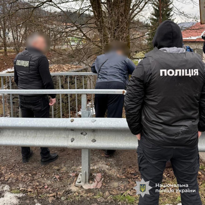 На Закарпатті ДСР Нацполіції та НАБУ викрили у хабарництві суддю Воловецького районного суду