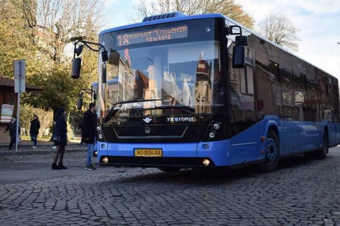 Нові автобусні маршрути та відновлення старих – в Ужгороді розвивають громадський транспорт