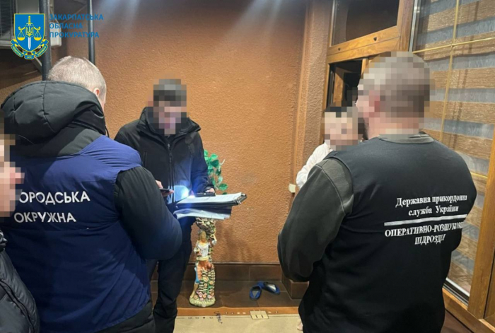 Переправляли військовозобов’язаних за 9000 євро до країн ЄС: на Закарпатті викрили працівників залізниці
