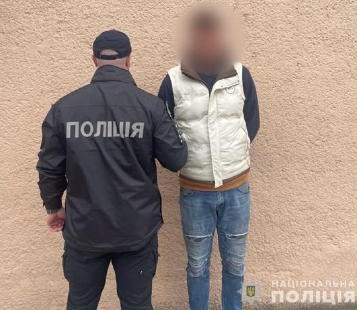 На Закарпатті поліція затримала іноземця, який перебував у міжнародному розшуку