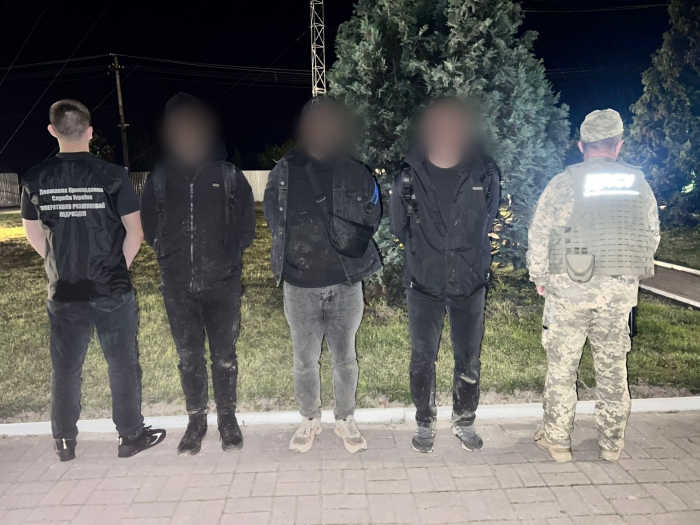 На кордоні з Угорщиною впродовж доби затримали чотири групи порушників