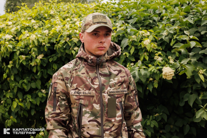 Під час виходу з «Азовсталі» потрапив у полон: на Закарпатті зустріли воїна, якого звільнили під час великого обміну полоненими