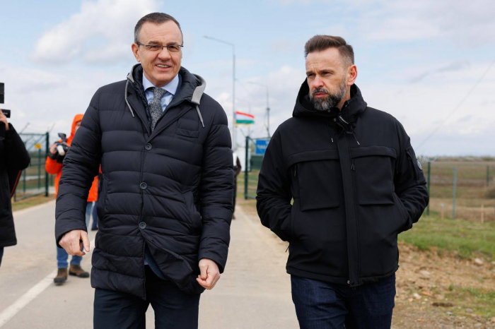 За місяць роботи пункту пропуску «Велика Паладь – Нодьгодош» скористалися понад 3 тисячі людей та понад 1 тисячу авто