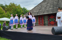 В Ужгороді відбувся обласний фольклорний фестиваль-конкурс «Веселковий передзвін»