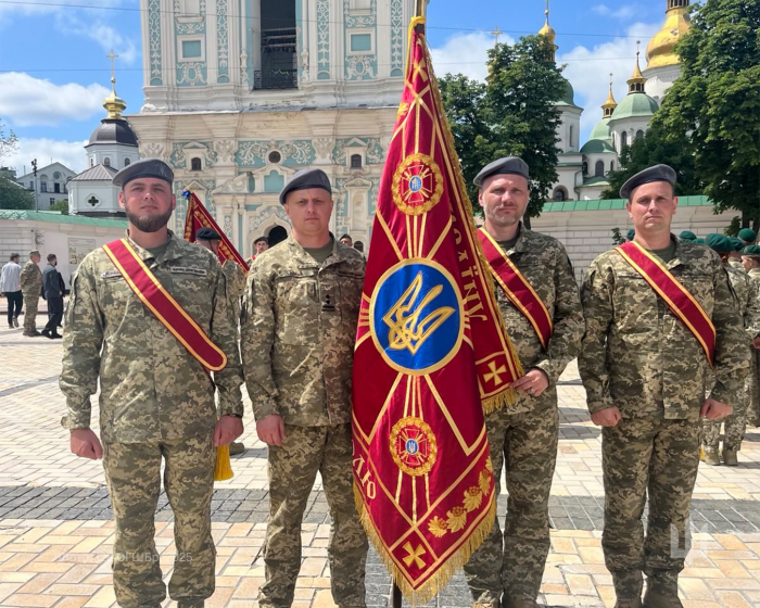 Окремий інженерно-саперний батальйон «Тиса» 128 ОГШБр отримав із рук Президента України Бойовий Прапор
