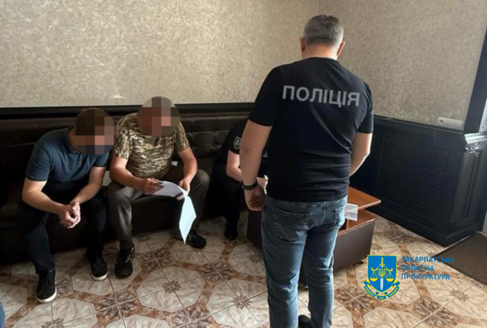 Підряднику та трьом його спільникам повідомлено підозру у заволодінні понад 5,5 млн бюджетних коштів на Мукачівщині