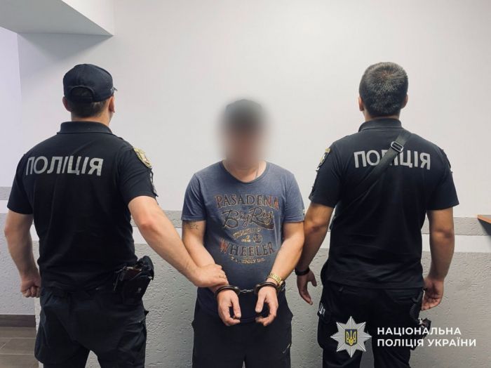Поліція Сваляви затримала наркоторговця, який збував метамфетамін у районі