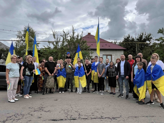 Повернувся додому після полону: на Мукачівщині зустріли земляка