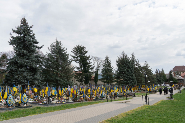 22 липня в Ужгороді – громадське обговорення щодо поховань загиблих захисників на Кальварії
