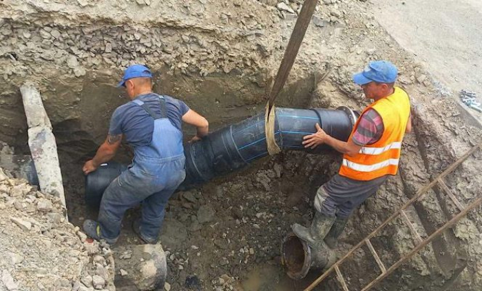 В Ужгороді завдяки співпраці комунального підприємства та приватного бізнесу провели капремонт водогону