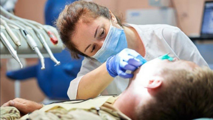 На Закарпатті захисники та захисниці можуть безоплатно пролікувати зуби в 19 закладах охорони здоров’я