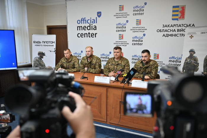 Полюй на окупантів з неба: закарпатські нацгвардійці презентували підрозділ безпілотної авіації «Беовульф»

