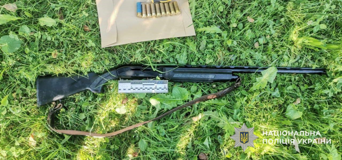 На Тячівщині поліція затримала підозрюваного у замаху на життя правоохоронців