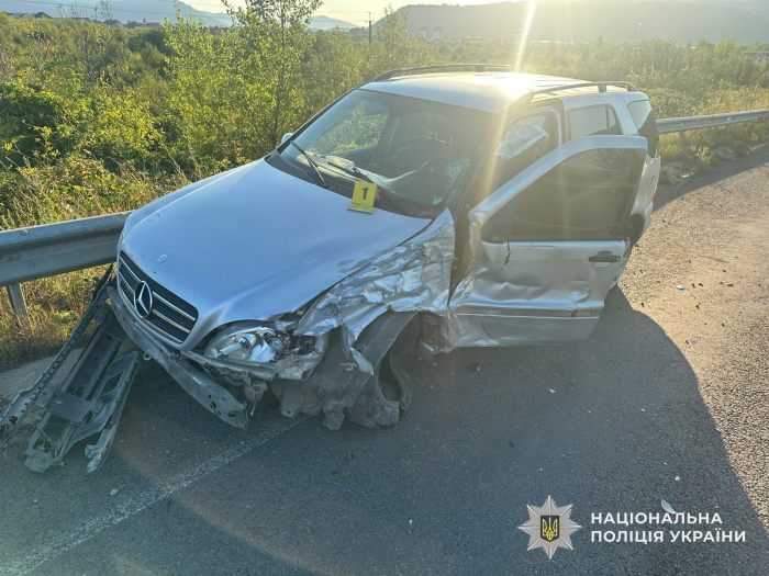На Хустщині поліція затримала водія, який у стані сп’яніння скоїв аварію з потерпілими