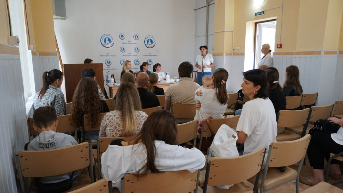 На Закарпатті 18 дітей з діабетом отримали сучасні інсулінові помпи
