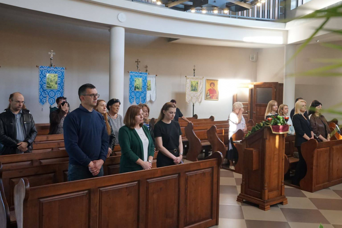 В Ужгороді молилися за усиновителів, опікунів, прийомних батьків і батьків-вихователів

