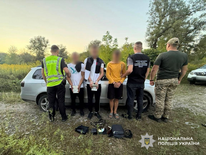 Річкою до Румунії: на Тячівщині заблоковано ще один канал переправлення чоловіків через кордон