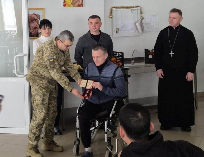 Прикордоннику з Чопського загону вручили орден «За мужність» ІІІ ступеня

